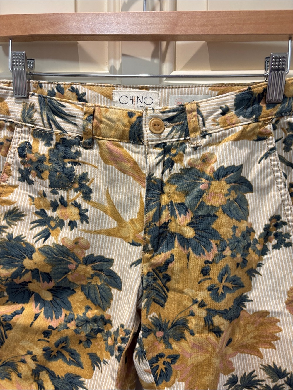 NWT Chino French inspired textile print